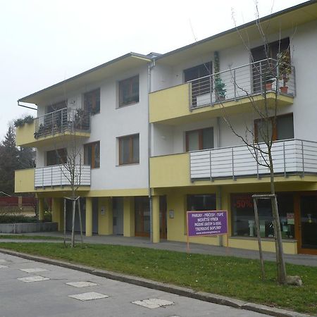 Apartman Anezka Luhačovice Εξωτερικό φωτογραφία